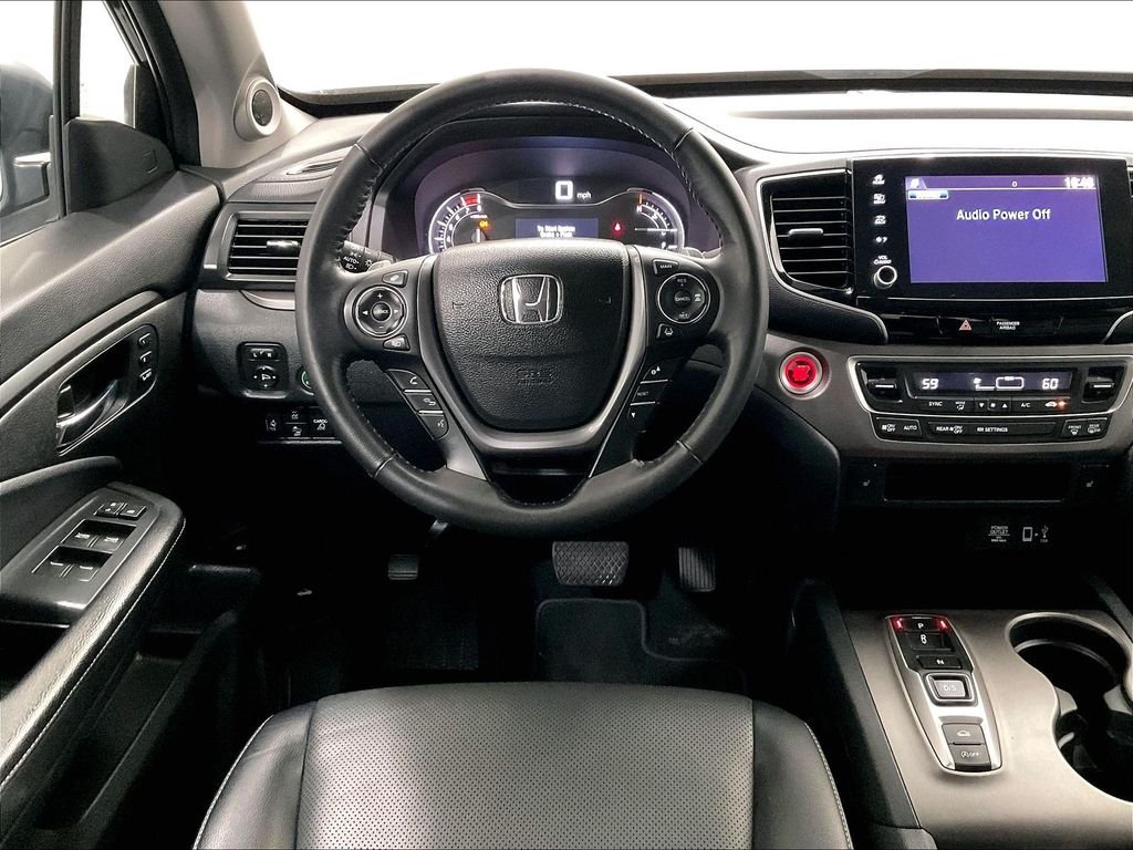 Used 2023 Black Honda RTL image 17