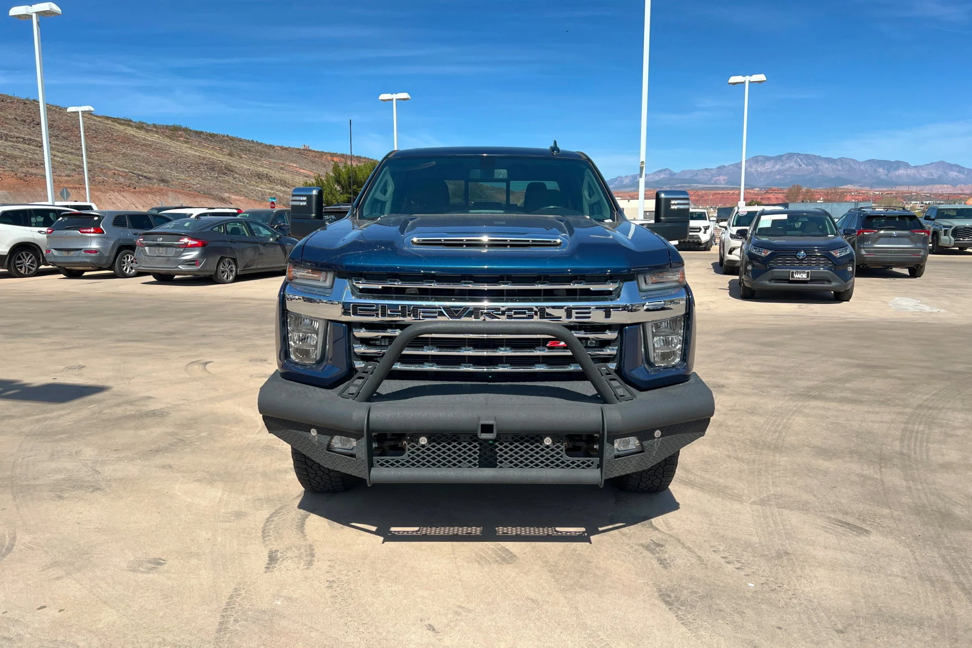 2022 Chevrolet Silverado 3500HD LTZ - Photo 8