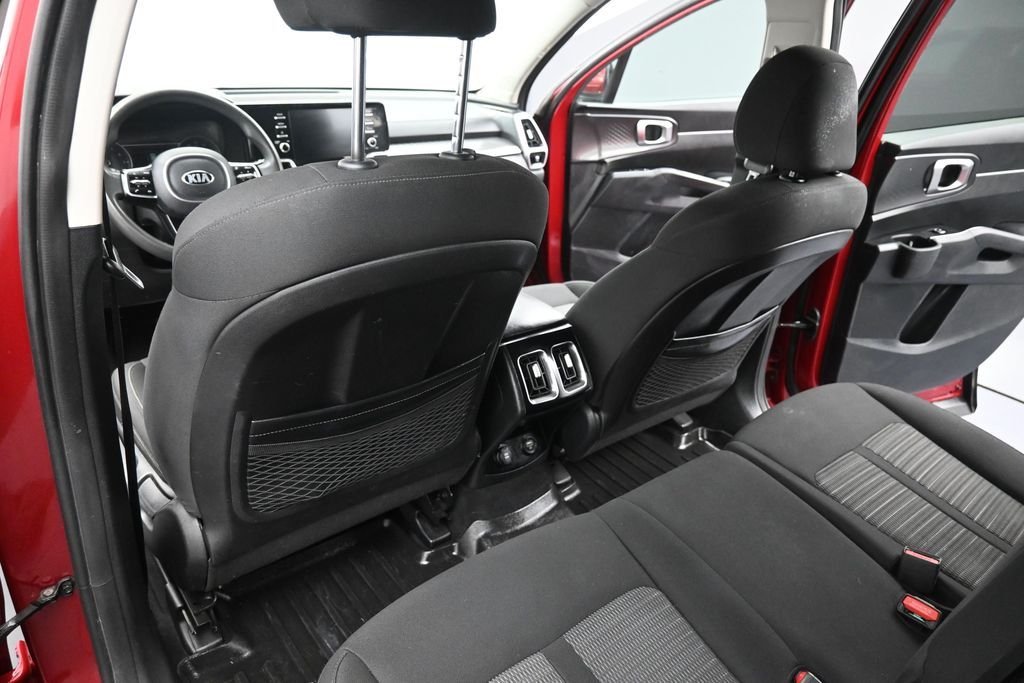 Used 2021 Passion Red Tintcoat Kia LX image 28