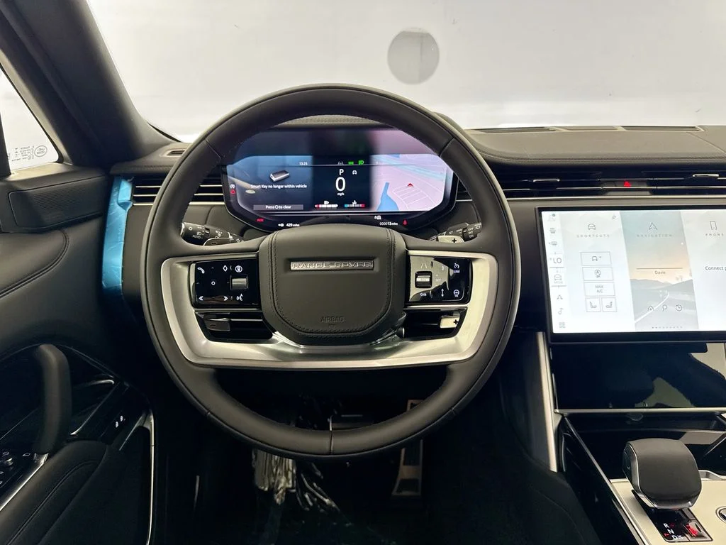 New 2026 Eiger Grey Land Rover SE image 23