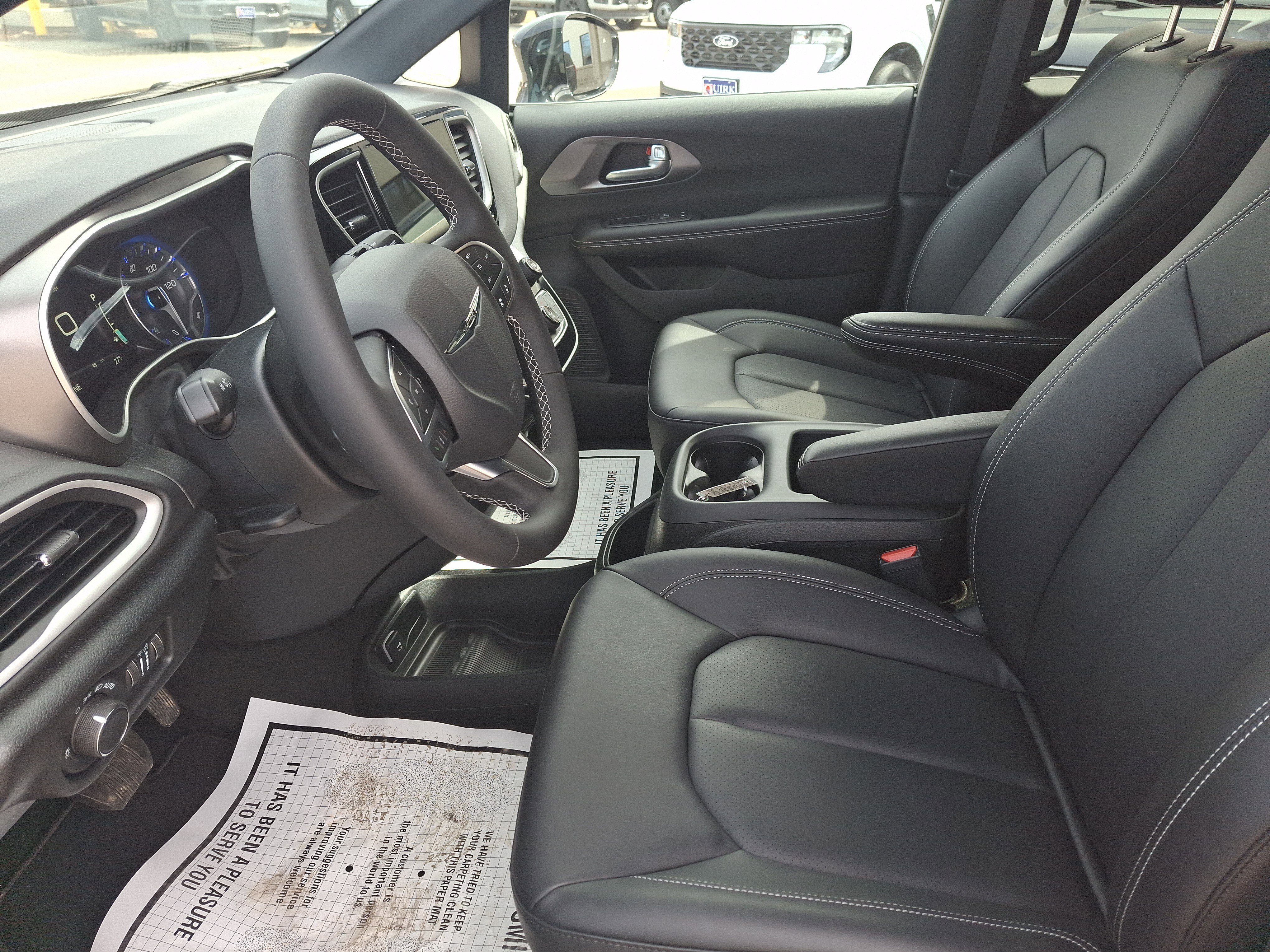 New 2026 Silver Mist Clear-Coat Exterior Paint Chrysler LX image 14
