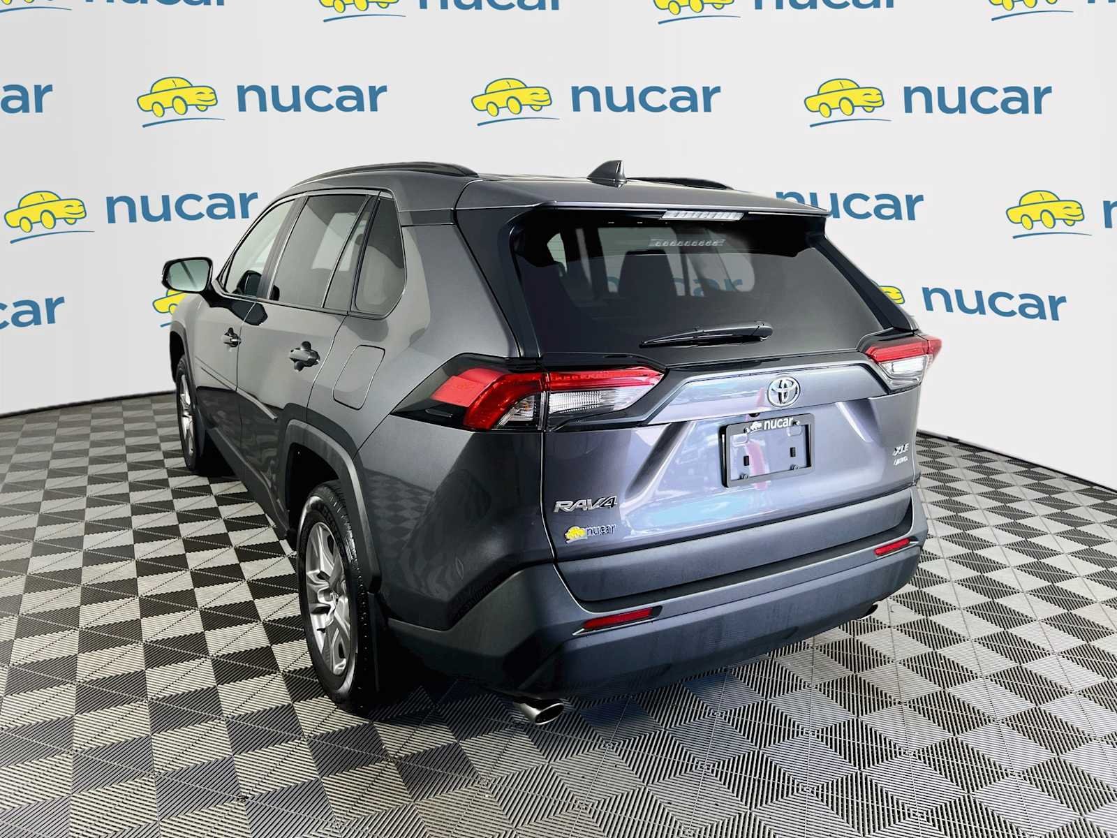 Used 2025 Magnetic Gray Metallic Toyota XLE image 5