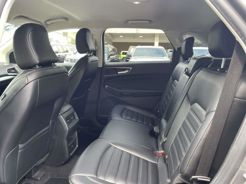 Used 2024 Gray Ford SEL image 20