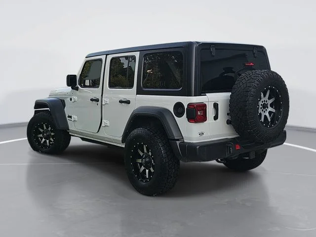 Used 2021 White Jeep Unlimited Sport Altitude image 5