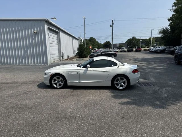 Used 2013 White BMW sDrive28i image 8