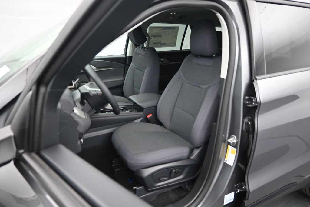 New 2026 Carbonized Gray Metallic Ford Active image 8