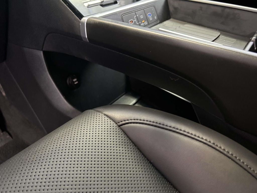 Used 2026 Blue Hyundai SEL image 17