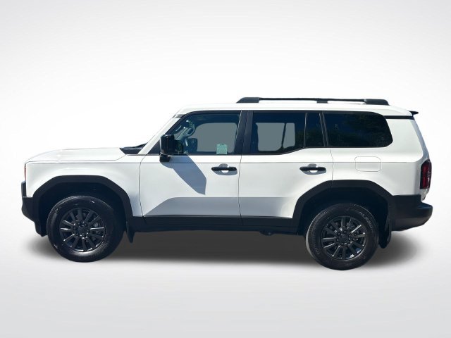 Used 2025 White Toyota 1958 image 6