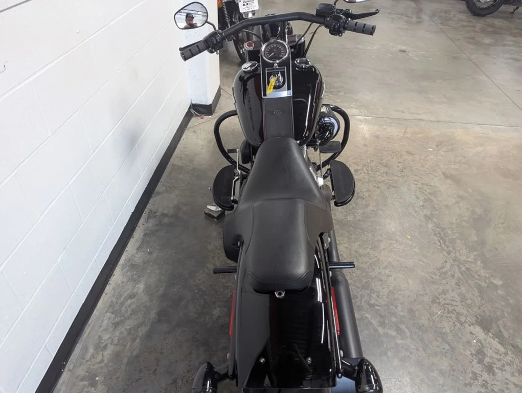 Used 2015 VIVID BLACK Harley-Davidson® FLSTFB - Fat Boy Lo image 11