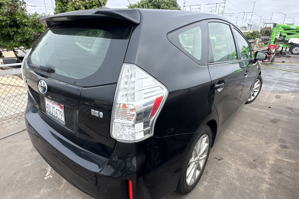 Used 2012 Black Toyota Five image 5