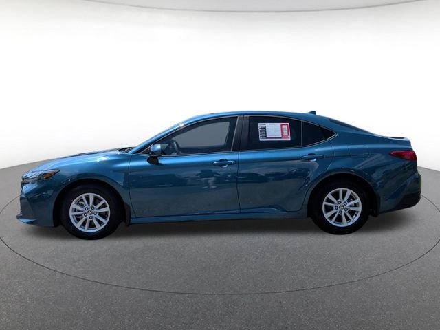 Certified Used 2025  Toyota LE image 3