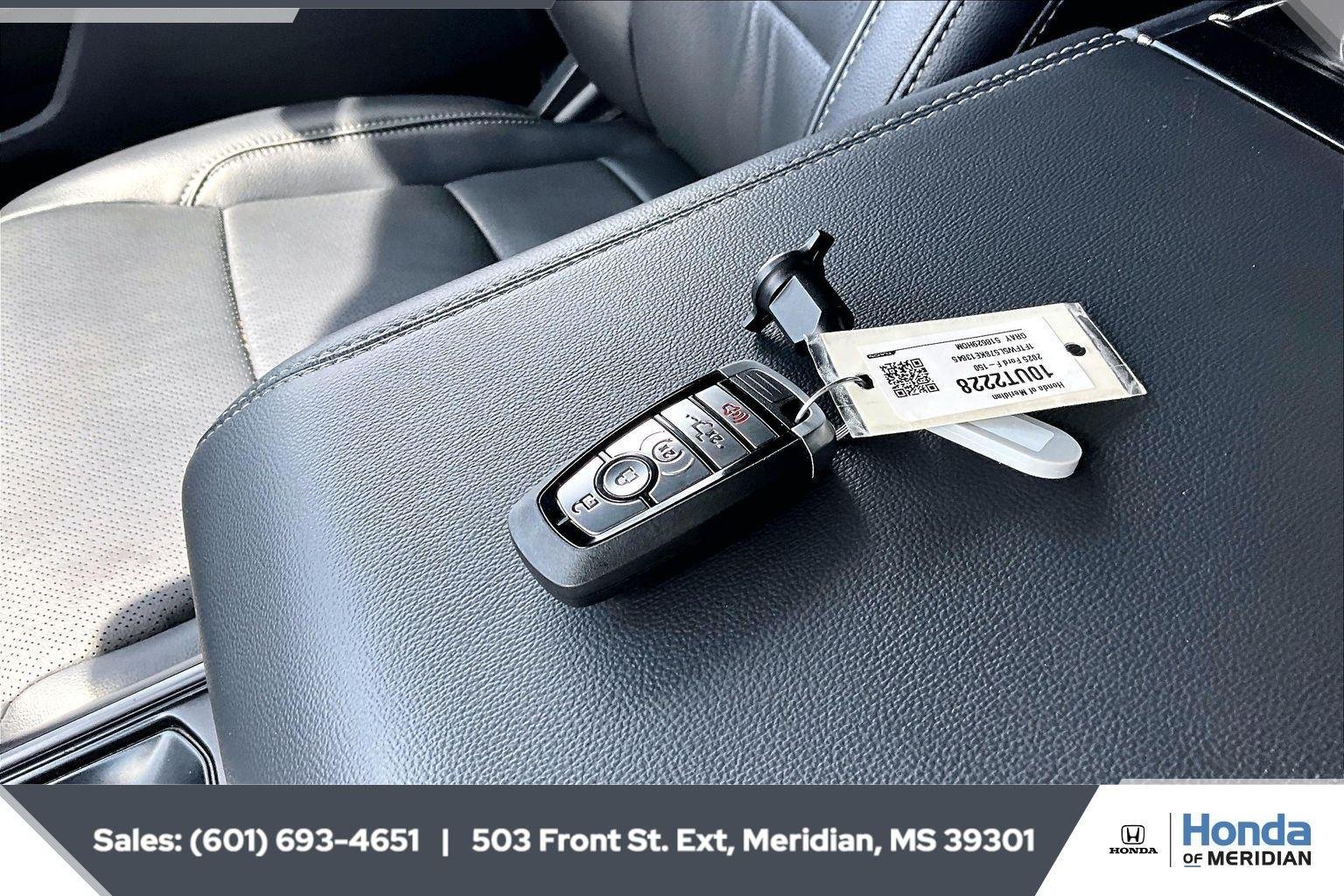 Used 2025 Carbonized Gray Ford LARIAT image 9
