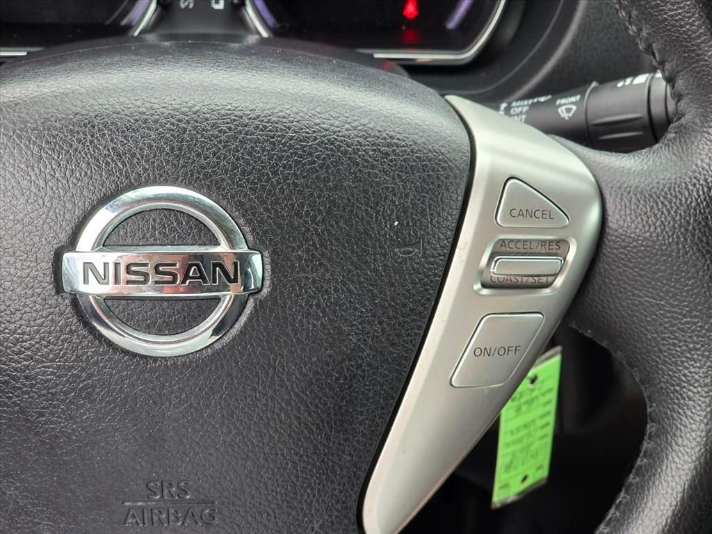 Used 2018 White Nissan 1.6 SV image 16