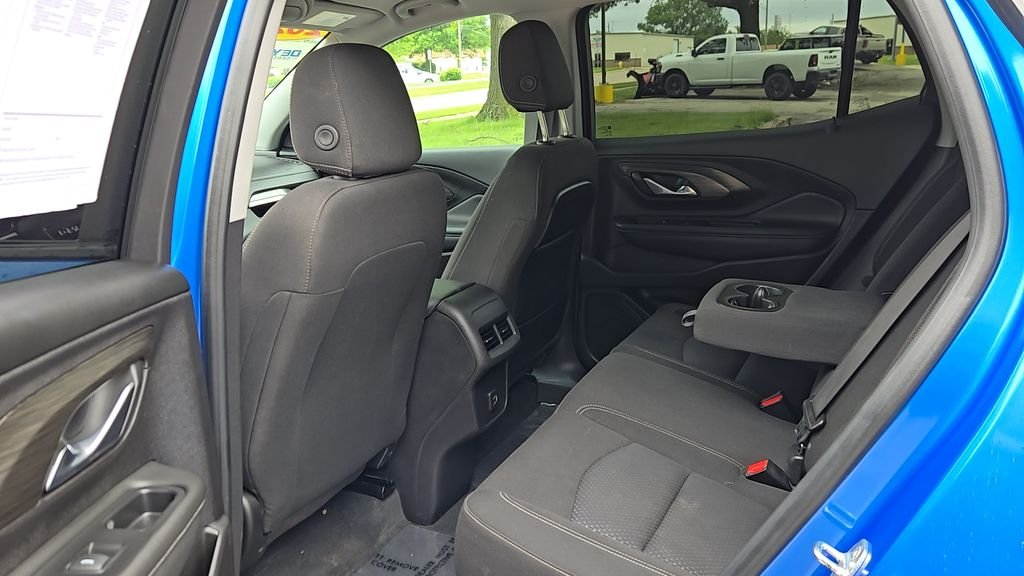 Used 2024 Blue GMC SLE image 24