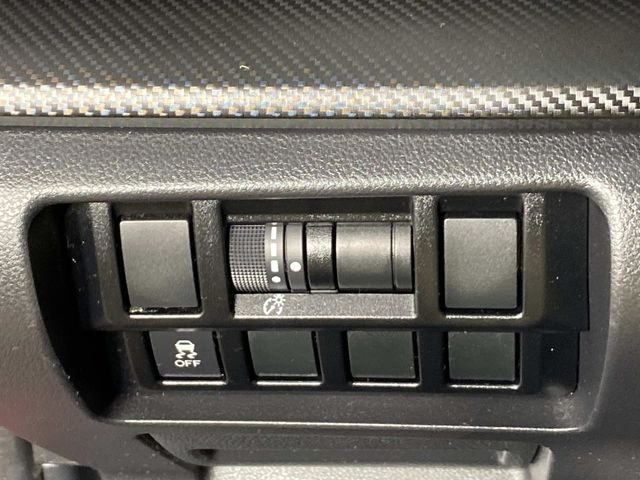 Used 2023 Red Subaru Base image 19