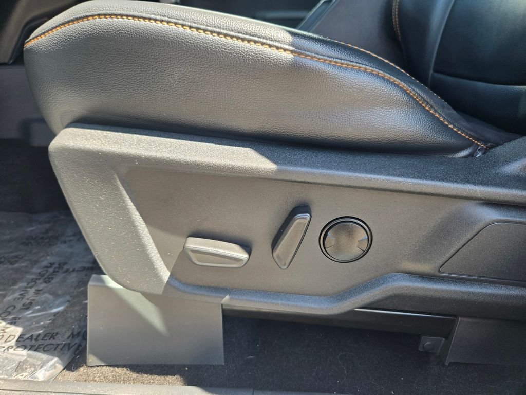 Used 2023 Blue Ford Badlands image 12