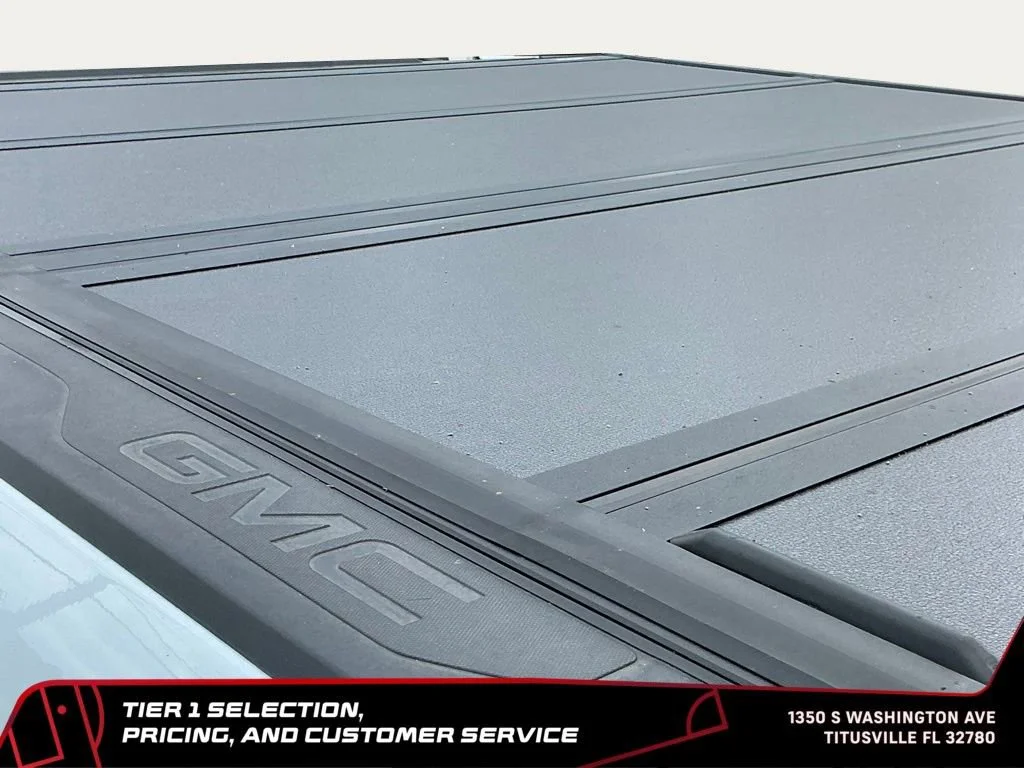 New 2026 Glacier White Tricoat GMC SLT image 47