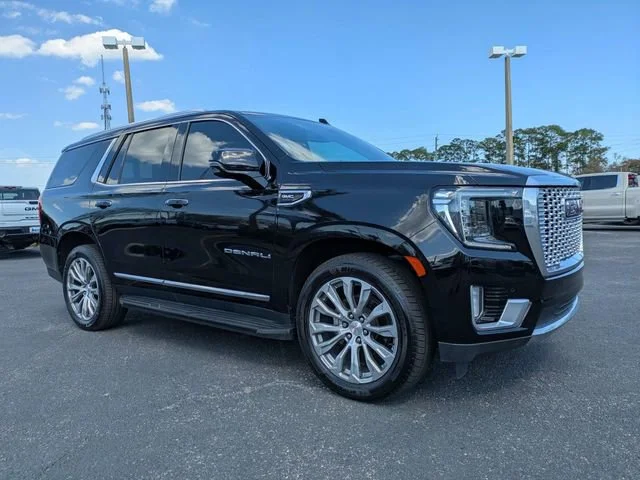 Used 2021 Onyx Black GMC Denali image 2