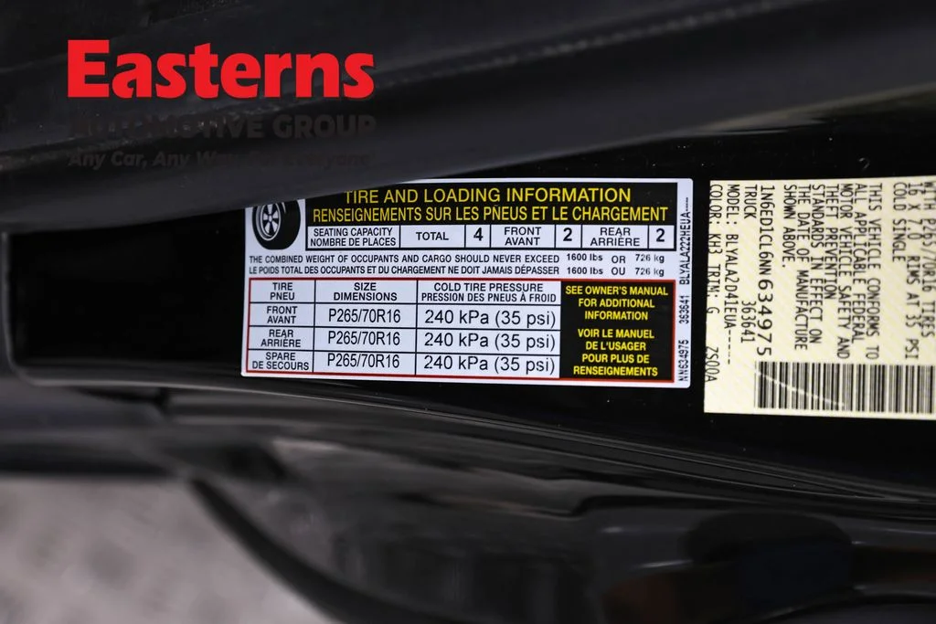 Used 2022 Black Nissan S image 31