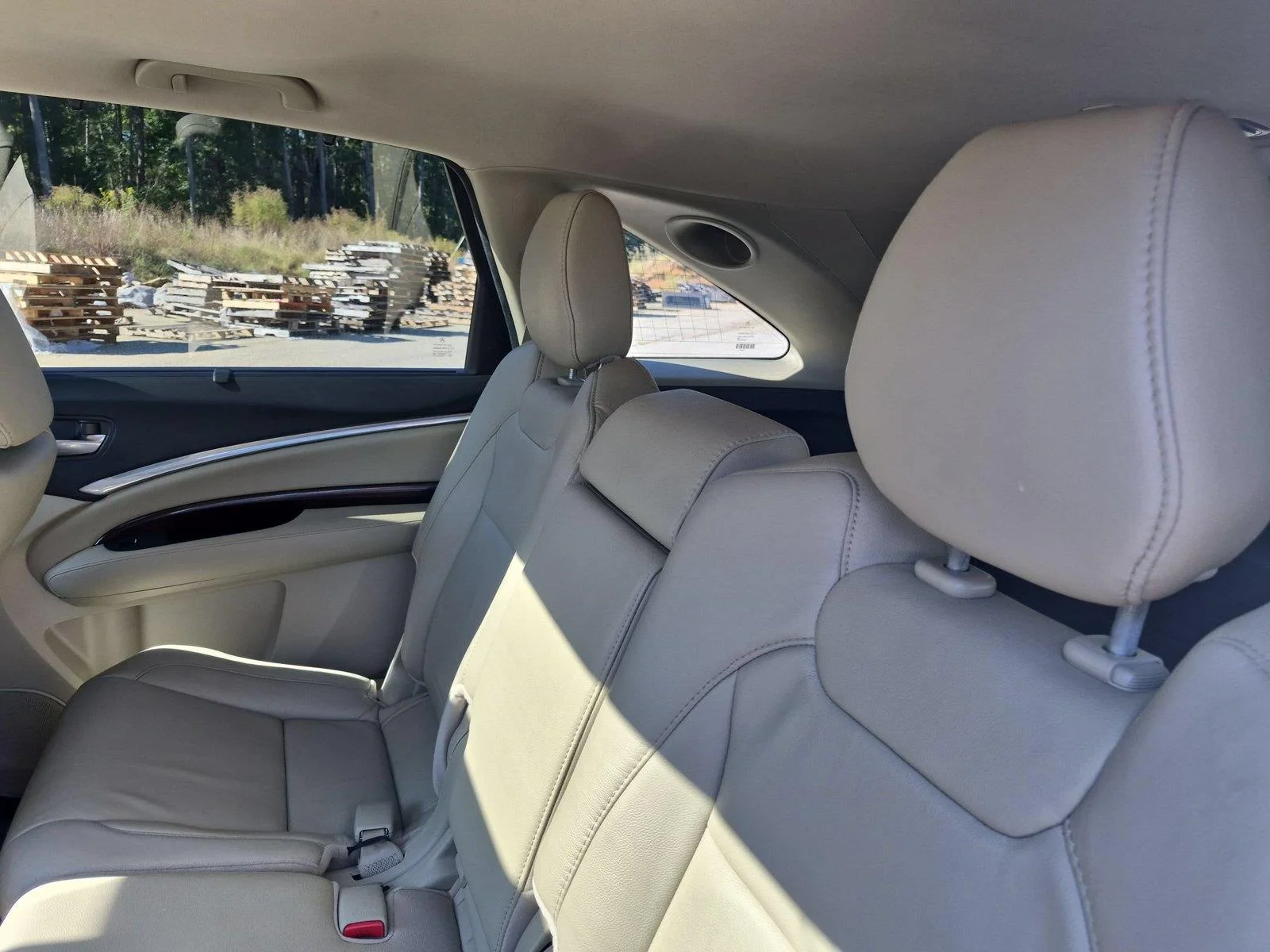 Used 2014 White Diamond Pearl Acura Tech/Entertainment Pkg image 29