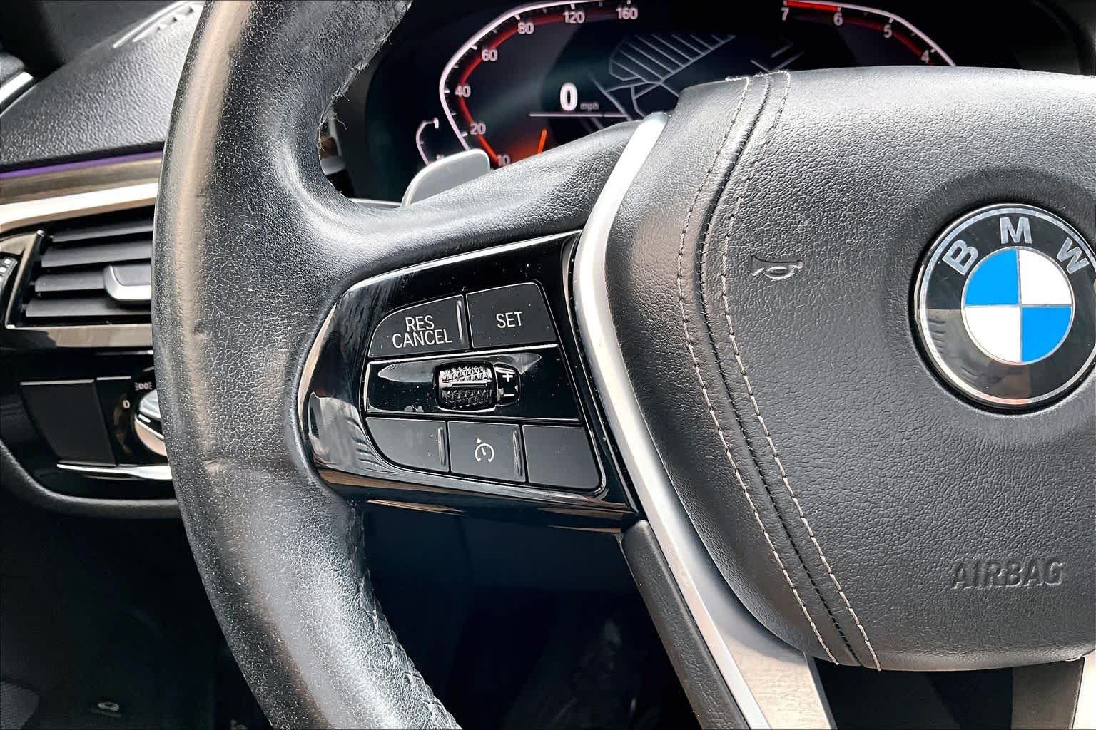 Used 2020 Black Sapphire Metallic BMW 530i image 24