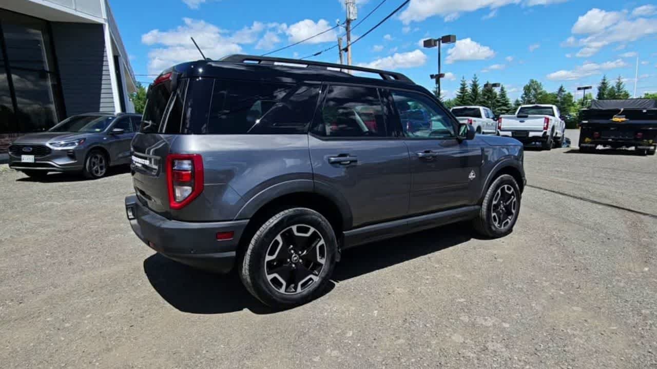 Used 2024 Carbonized Gray Ford Outer Banks image 8