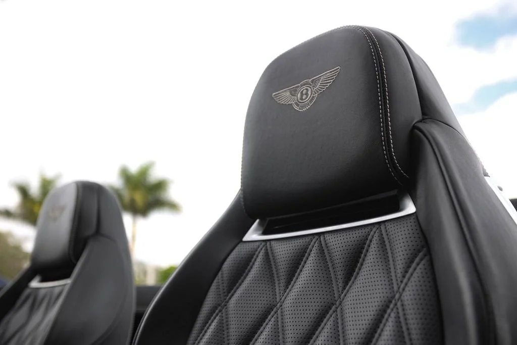 Used 2014 Glacier White Bentley Speed image 40