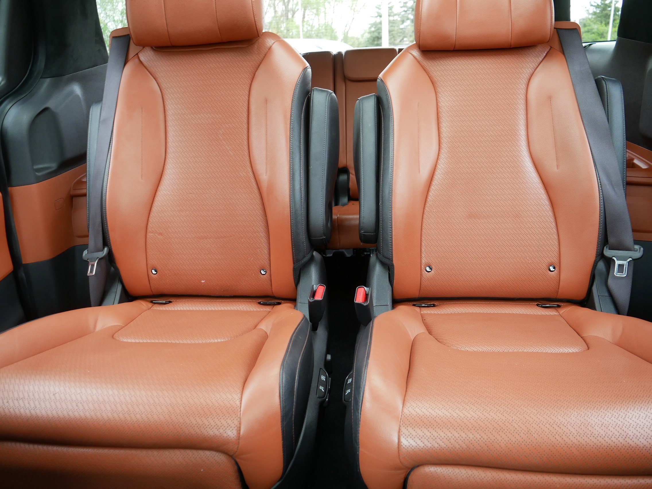 Certified Used 2022 Ceramic Silver Kia SX Prestige image 13