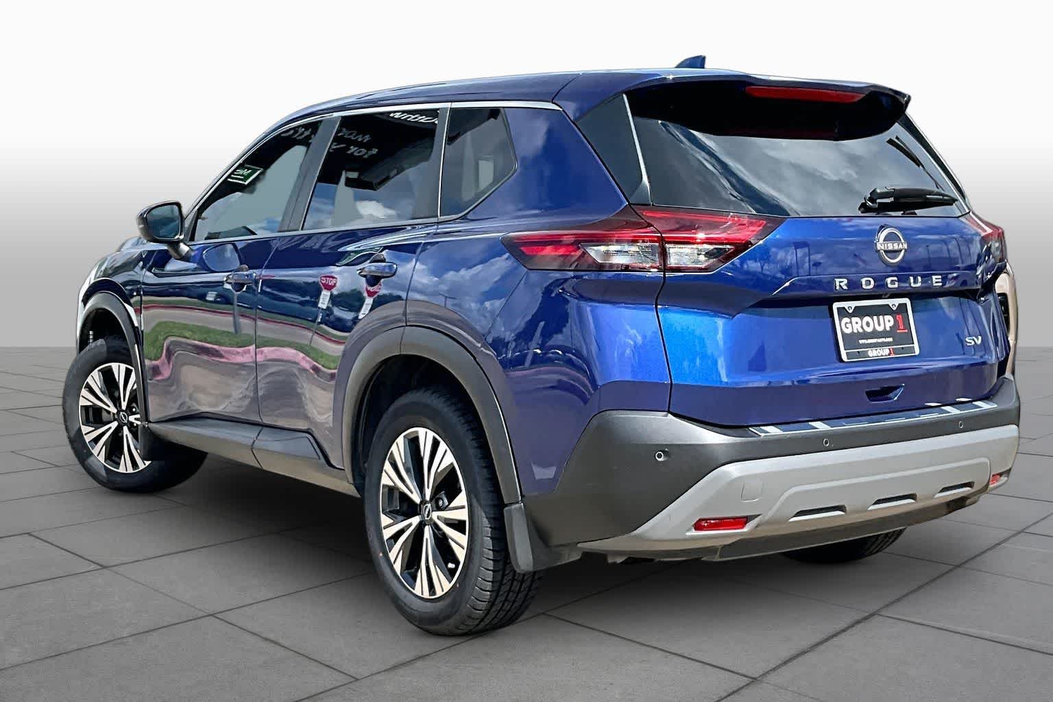 Used 2023 Caspian Blue Metallic Nissan SV image 20