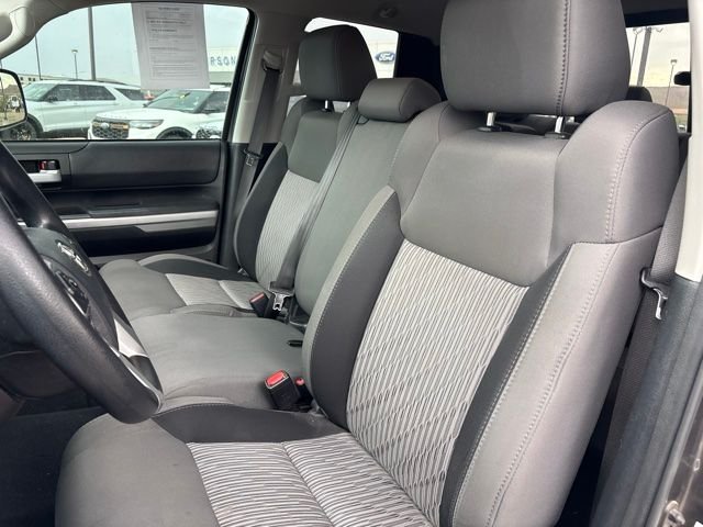 2017 Toyota Tundra SR5 - Photo 14