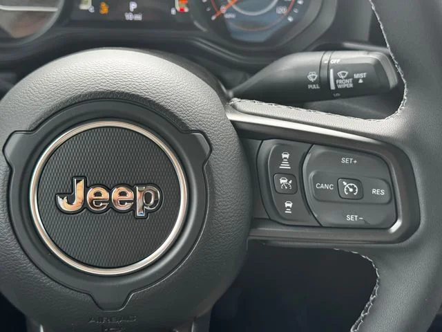 New 2026 Black Clear-Coat Exterior Paint Jeep Sport S image 25