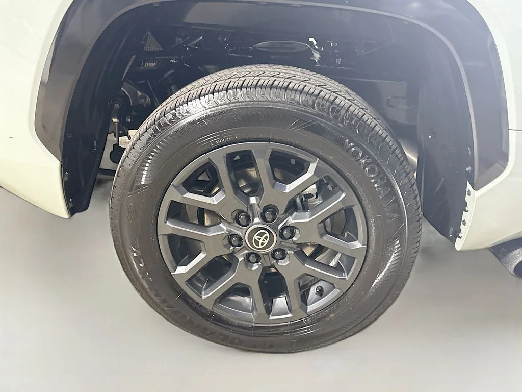 Used 2025 Lunar Rock Toyota Platinum Hybrid image 9