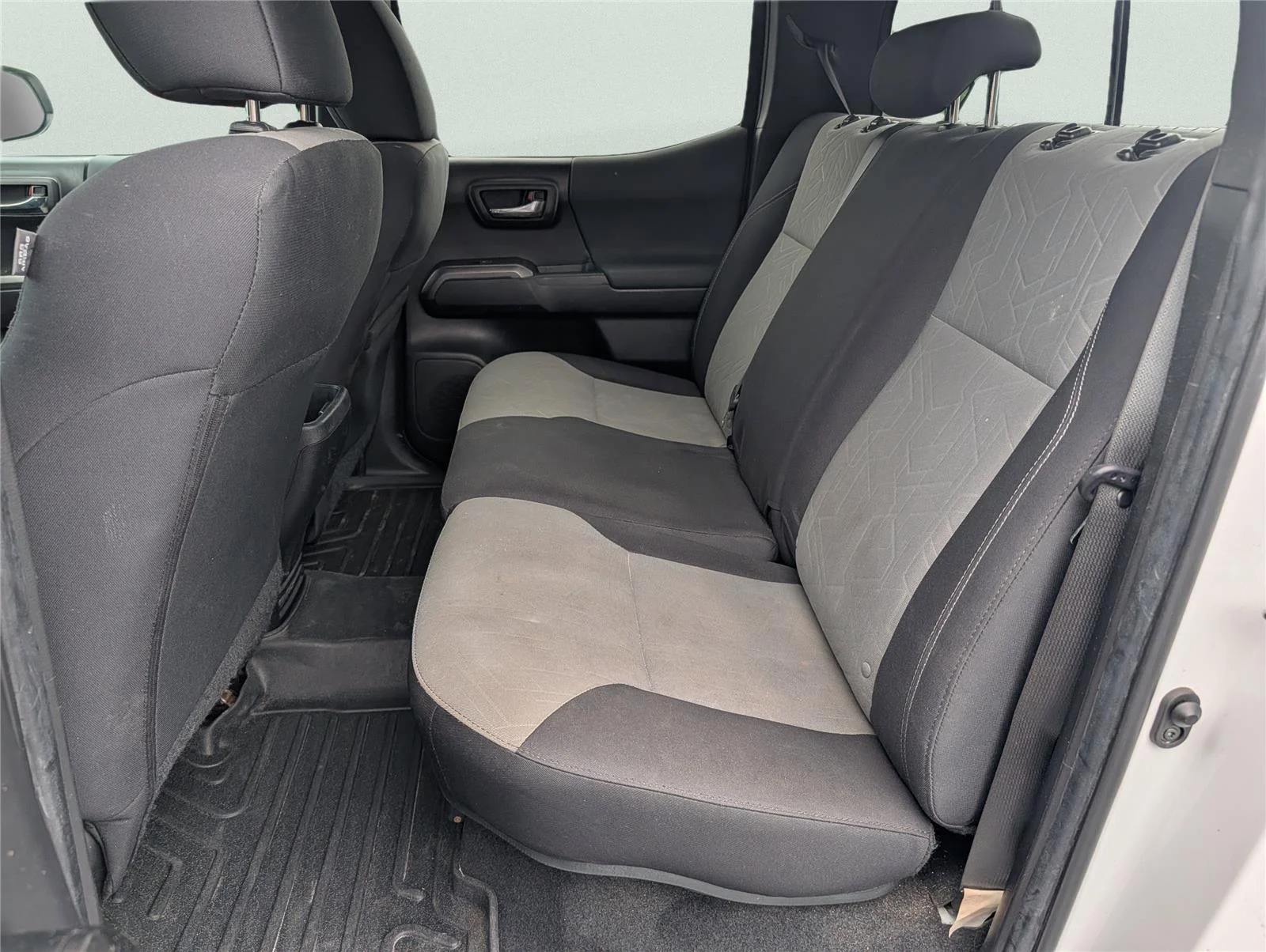 Used 2022 White Toyota TRD Off-Road image 28