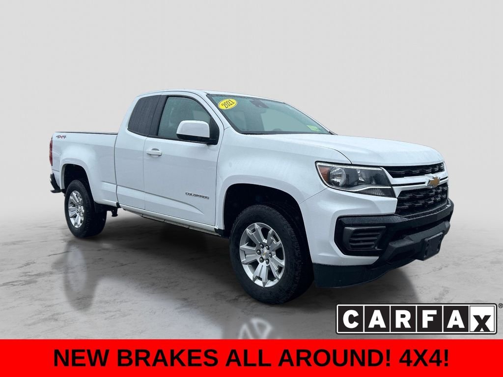 Used 2021 White Chevrolet LT image 7