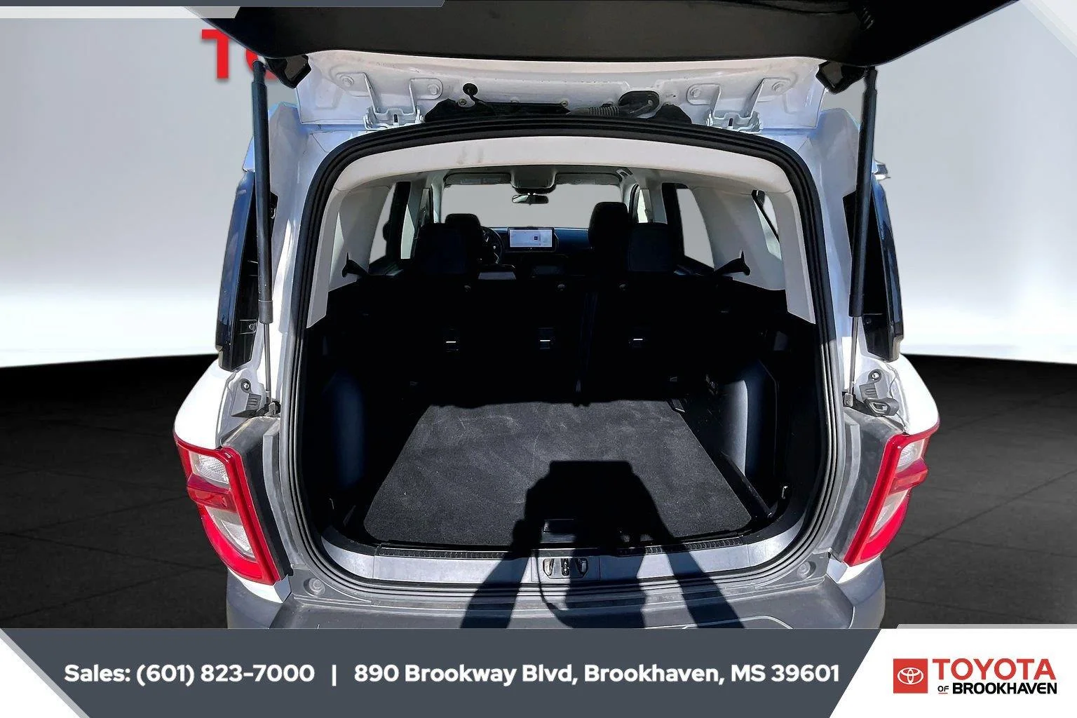 Used 2025 Oxford White Ford Big Bend image 21