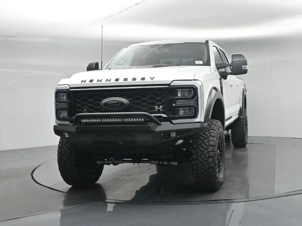 New 2026 Star White Metallic Tri-Coat Ford Lariat image 59