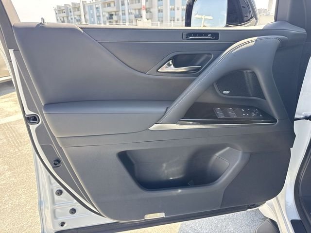 Certified Used 2025 White Lexus 700h Luxury image 13