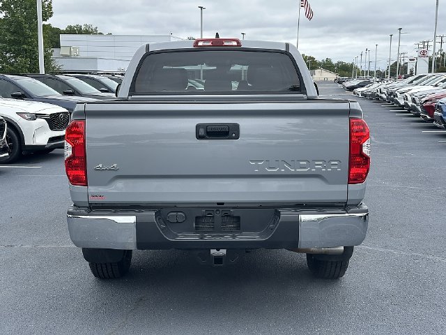Used 2020  Toyota SR5 image 6
