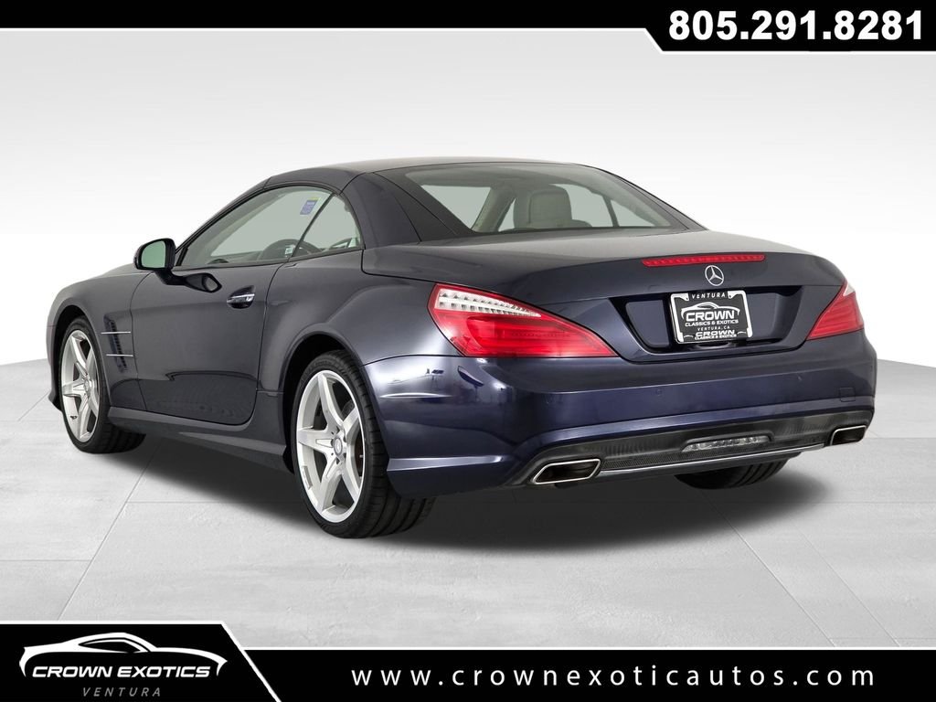 Used 2014  Mercedes-Benz SL 550 image 20
