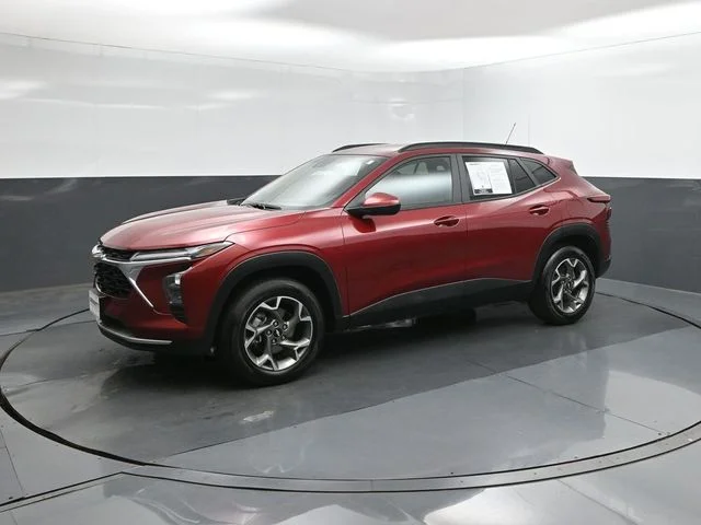 2025 Chevrolet Trax LT's photo