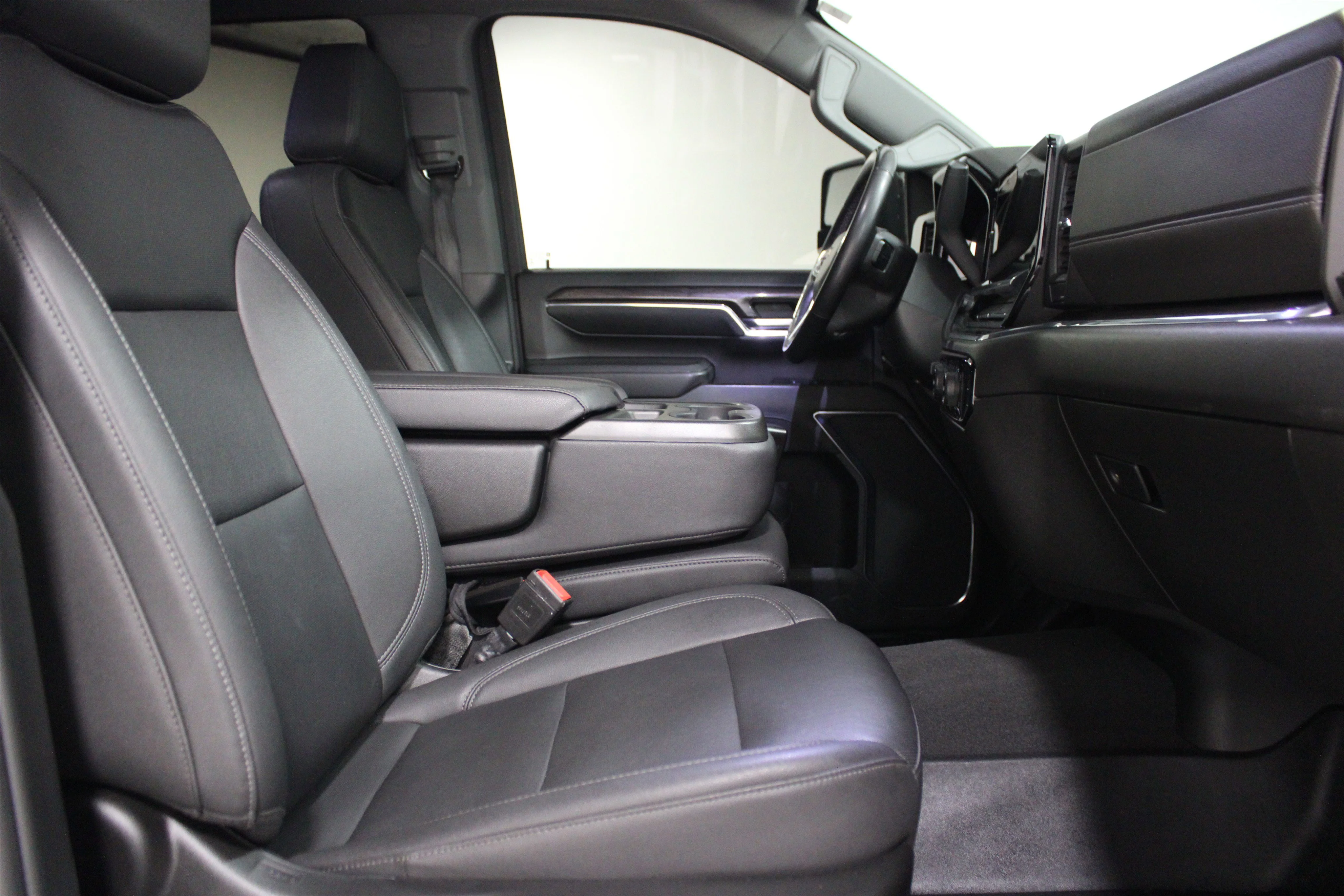 2024 Chevrolet Silverado 2500HD LTZ - Photo 23