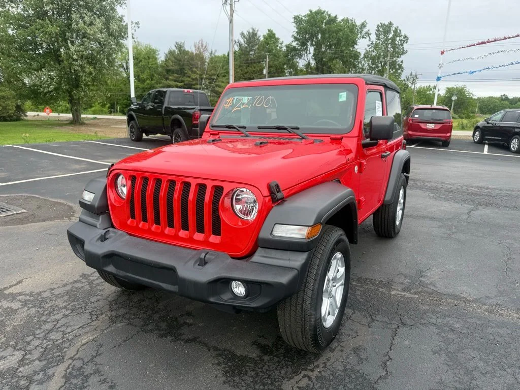 Certified Used 2019 Red Jeep Sport S image 2