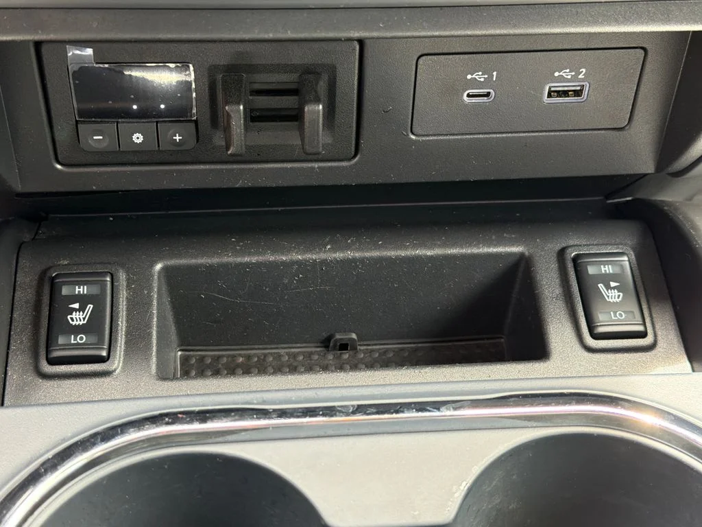2024 Nissan Titan SV - Photo 30