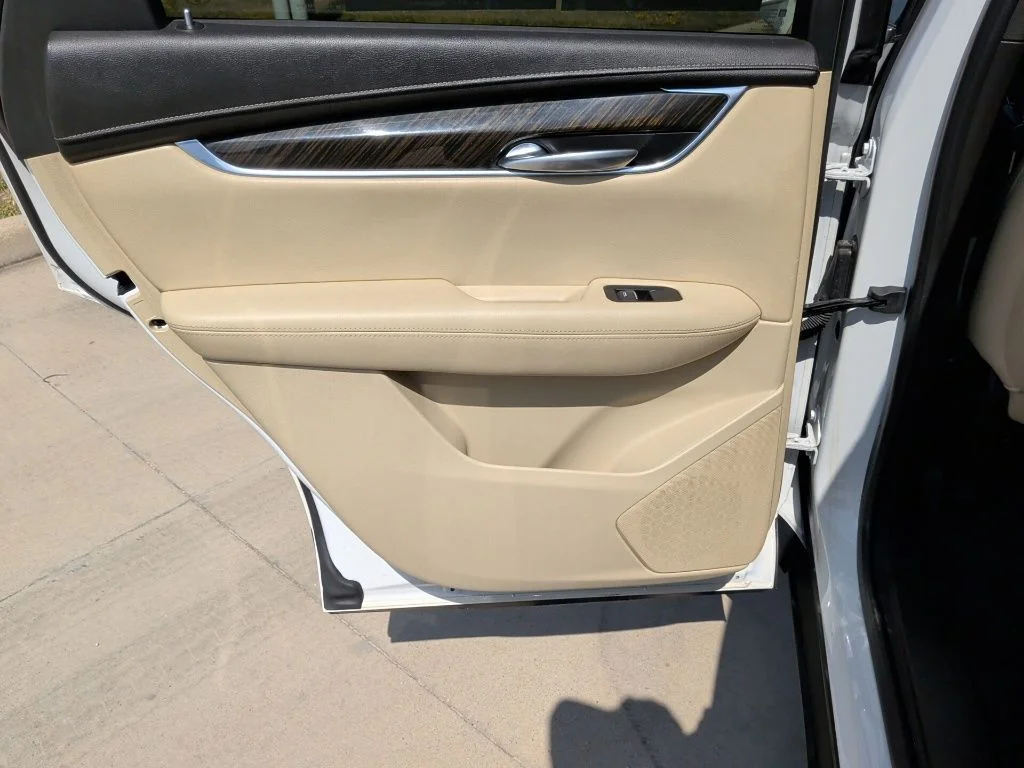 Used 2019 White Cadillac Base image 31