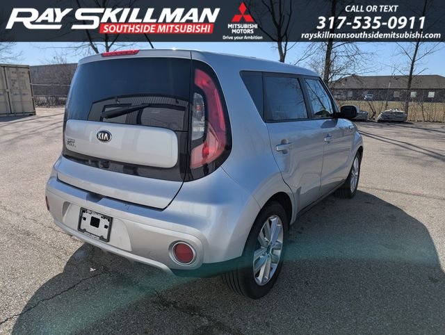 Used 2017 Silver Kia Plus image 5