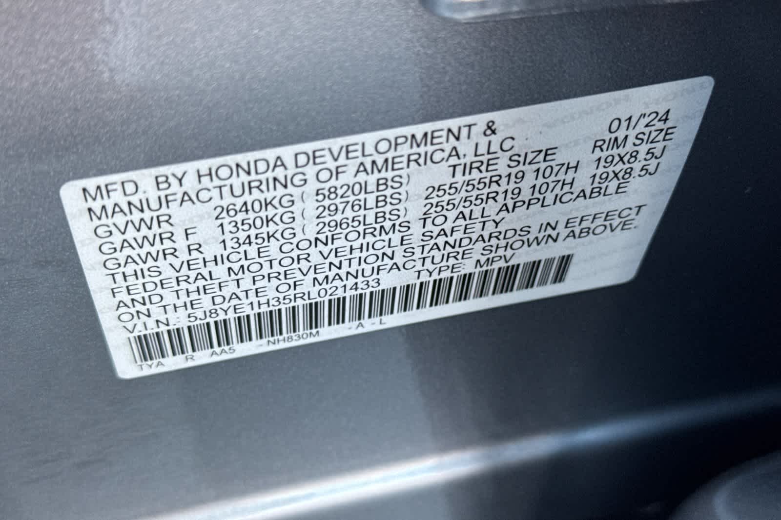 Used 2024 Lunar Silver Metallic Acura  image 33