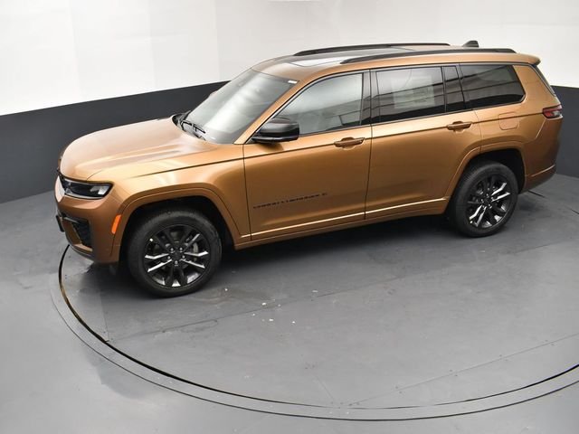 New 2026 Copper Shino Metallic Clear-Coat Exterior Paint Jeep Limited Reserve image 15