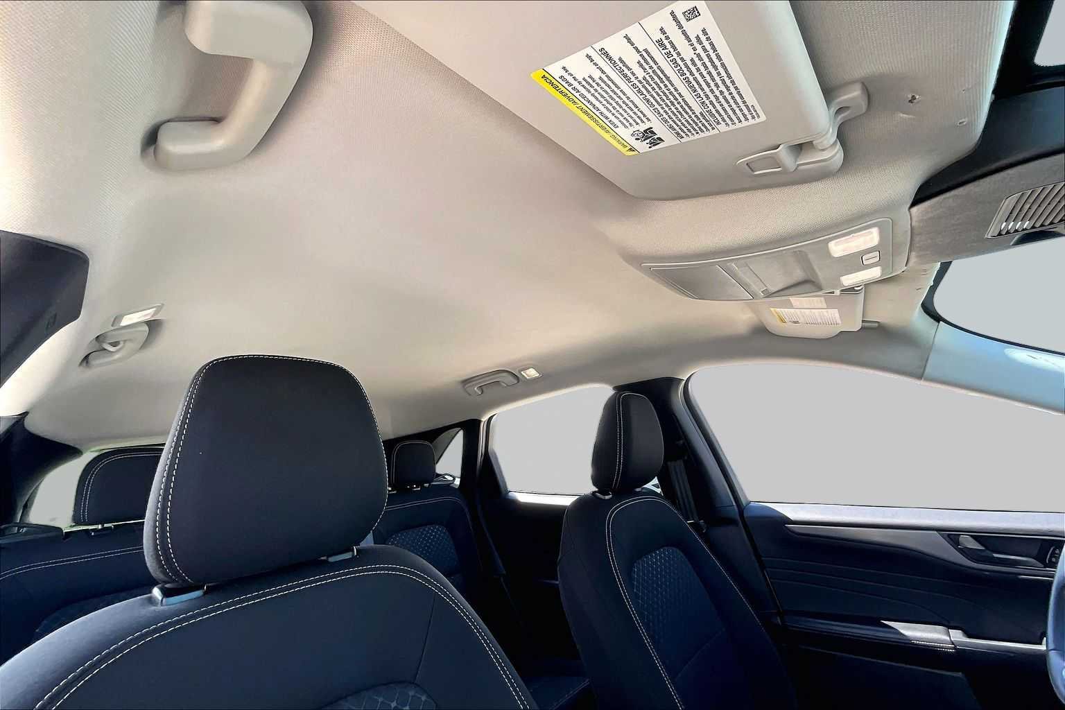 Used 2023 Oxford White Ford Active image 13
