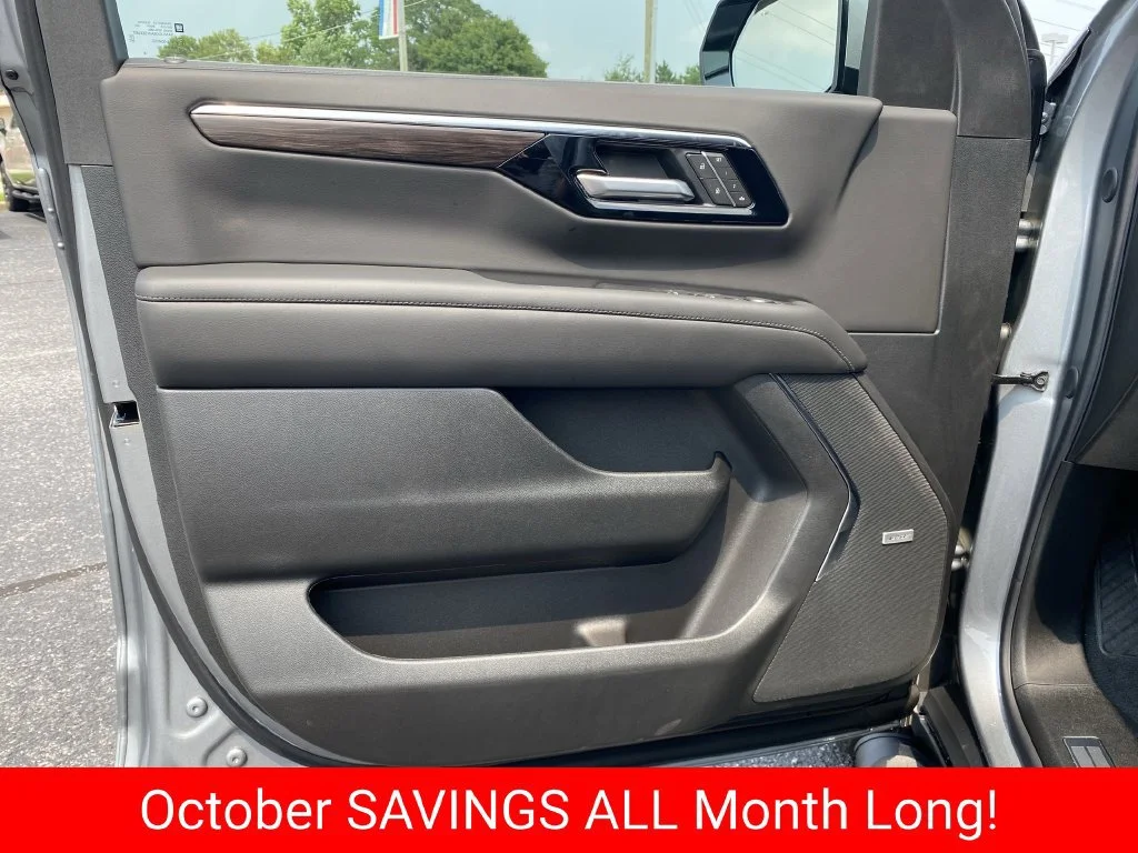 2026 Chevrolet Suburban Z71 - Photo 22