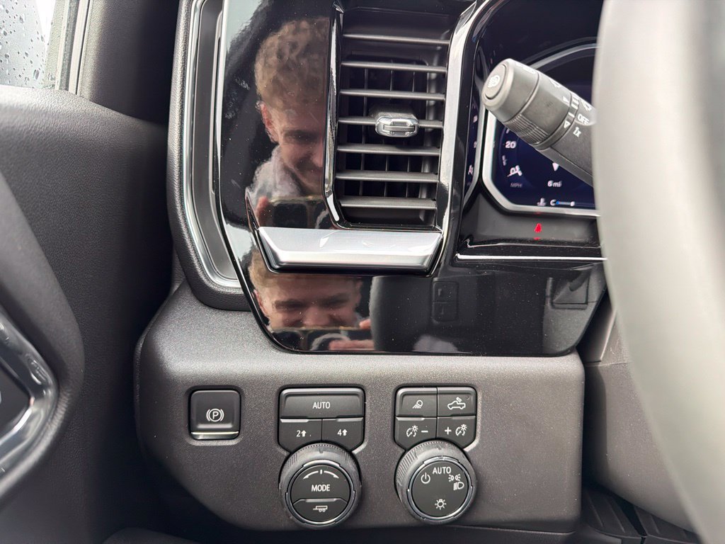 2026 Chevrolet Silverado 1500 LT - Photo 18